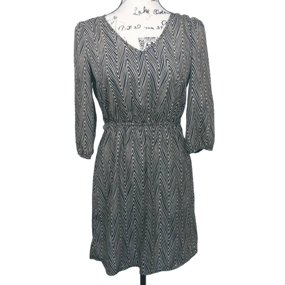 BeBop Dress 3/4 sleeve black dress Geometric Lines Size Small